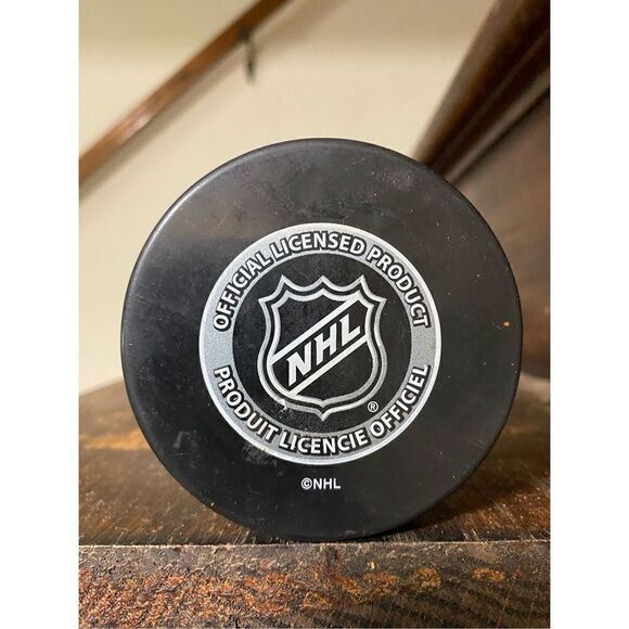 NHL 2011 all star game hockey official size puck - Picture 2 of 4